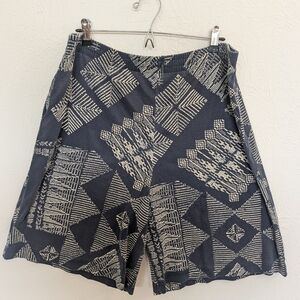 Patterned Black and White Women's Bermuda Shorts
